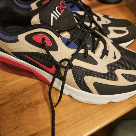 Mens Sz 11 AIR MAX 200 - Picture 3 of 5